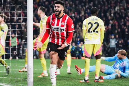 الصيباري يقود أيندهوفن للإطاحة بيوفنتوس و العبور إلى دور 16 من دوري الأبطال