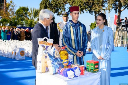بتعليمات ملكية سامية…صاحب السمو الملكي ولي العهد الأمير مولاي الحسن وصاحبة السمو الملكي الأميرة للا خديجة يعطيان بالرباط انطلاقة العملية الوطنية “رمضان 1446” التي سيستفيد منها نحو 5 ملايين شخص