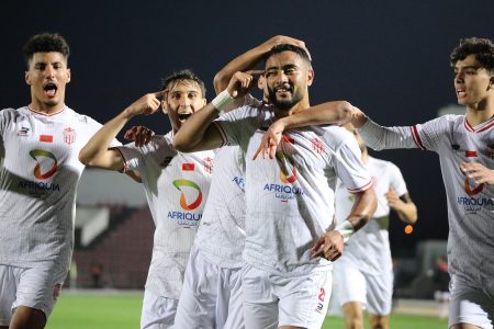 حسنية أكادير يحدد ملعبه لاستقبال الدفاع الحسني الجديدي