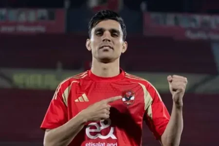 الأهلي يرد على شائعات رحيل بنشرقي