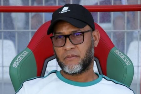 جريندو: “لعبنا أمام فريق كبير ، و لم نستحق الهزيمة بتاتا عطفا عما قدمه اللاعبون خلال اللقاء .”