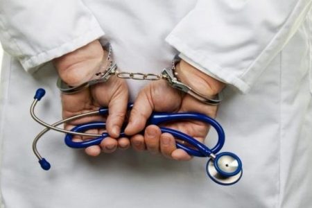 توقيف شخصين يشتبه تورطهما في قضية تتعلق بترويج المؤثرات العقلية