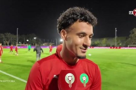 “عمر الهلالي” بعد استدعائه لأول مرة للمنتخب الوطني: الوالدين ديالي بداو كيبكيو منين سمعو الخبر
