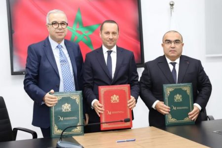 الدار البيضاء.. التوقيع على اتفاقية شراكة لتعزيز التعاون المؤسساتي وتحسين جودة الخدمات الصحية المتعلقة بالدم ومشتقاته