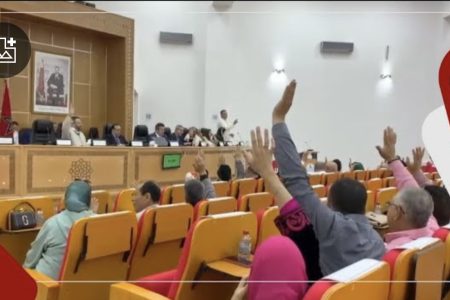 مجلس جماعة فاس يصوت بالإجماع على اتفاقية إطار “الكاميرات الذكية في شوارع المدينة