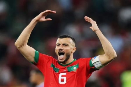 رومان سايس: ما زال لدي ما أقدمه للمنتخب.. وخاليلوزيتش زاد من توتر الأجواء
