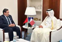 Photo of قيوح يجري مباحثات مع نظيره القطري لسبل تطوير التعاون في مجال النقل الجوي
