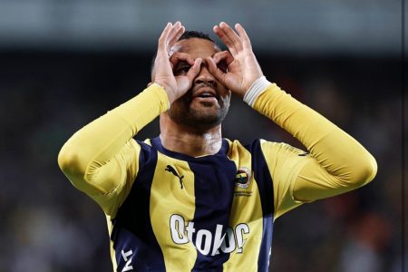 يوسف النصيري ضمن اهتمامات وست هام مجددًا ورغبته بالرحيل عن تركيا تتزايد.