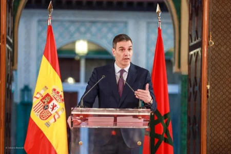 بيدرو سانشيز: في لحظة أزمة.. المغرب يسطر ملحمة تضامن مع إسبانيا ويساهم في إعادة النور لشوارعها