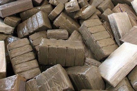 الحكم بسجن مواطن مغربي 3 سنوات بتهمة تهريب الحشيش بميناء سبتة