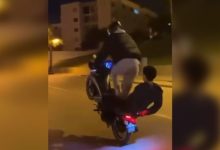 Photo of بعد فيديو الاستعراضات المتهوّرة.. شرطة طنجة تُوقِّف شاباً لانتهاكه قواعد السلامة المرورية