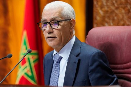 رئيس مجلس النواب المغربي يبحث في غرناطة سبل تعزيز التعاون مع إسبانيا والاتحاد الأوروبي