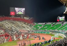 Photo of أولتراس الرجاء والوداد تقاطع “ديربي البيضاء” احتجاجًا على التضييقات