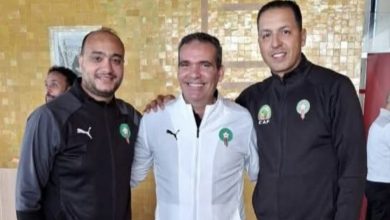 Photo of محمد شيبو يهنئ خبير كرة القدم داخل القاعة الدكيك ومدرب اللبؤات السايح بمناسبة التتويج بكأس إفريقيا