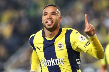 النصيري يحسمها في الوقت القاتل ويُشعل صراع الهدافين في تركيا.