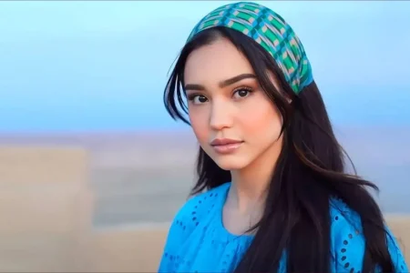 الفنانة ريم فكري تستشير جمهورها بخصوص موعد طرح جديدها الفني