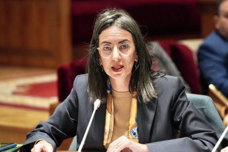 نادية فتاح تقدم مشروع قانون جديد لإصلاح هيئات التوظيف الجماعي