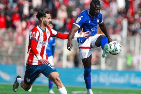 الوداد يحفّز لاعبي المغرب التطواني للإطاحة بالجيش الملكي