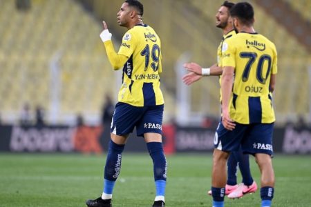 الوداع الصاخب… حين يصمت الهدف ولا يُغفر الاحتفال