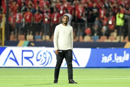 بعد مغادرته الوداد… عمالقة افريقيا يتنافسون على موكوينا