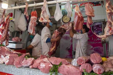 الطلب المرتفع يلهب أسعار اللحوم قبيل عيد الأضحى بالمغرب