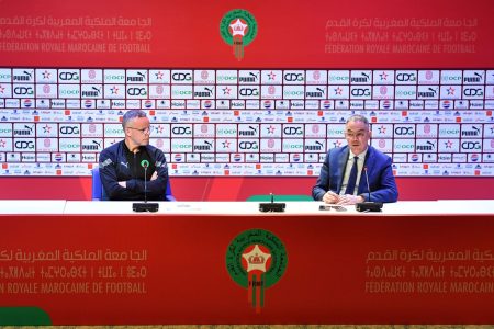 فوزي لقجع ينتقد الأداء في “الكان” ويطالب لاعبي منتخب U20 بـ”روح الفائز” قبل المونديال