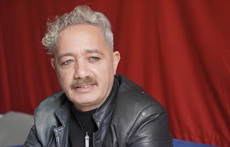 رفيق بوبكر يتوعد بمقاضاة مزوري هويته