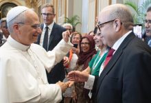Photo of وفد برلماني مغربي يلتقي بابا الفاتيكان