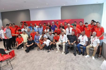 الجامعة الملكية المغربية لكرة القدم تقيم حفل استقبال على شرف لاعبي المنتخب الوطني السابقين
