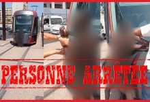 Photo of شرطة البيضاء توقف شخصاً عارياً أعاق سير الطرامواي