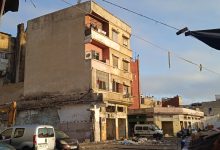 Photo of الدار البيضاء: السلطات تهدم عمارة تاريخية بالمدينة القديمة وسط ذهول الساكنة