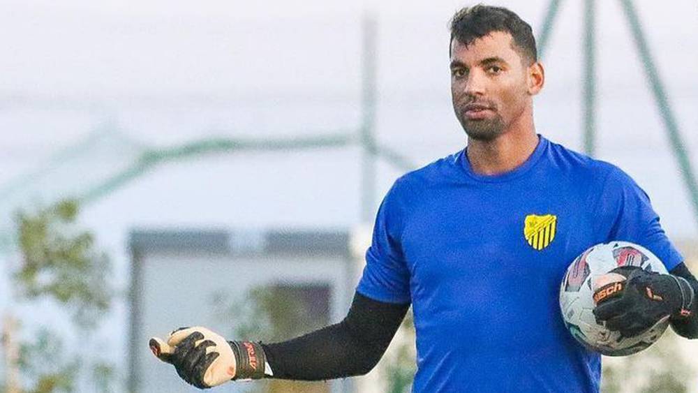 أحمد رضا التكناوتي يوقع رسمياً للجيش الملكي لموسمين