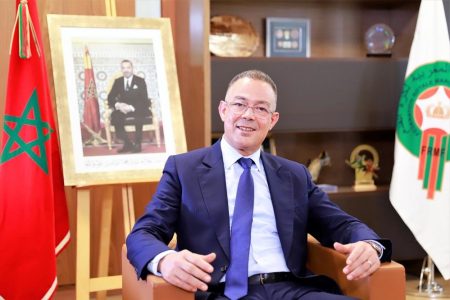 لقجع يؤكد: الجماهير الجزائرية ستُستقبل بحفاوة في المغرب خلال “كان 2025”