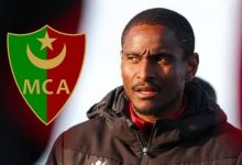 Photo of موكوينا يقترب من التعاقد مع بطل الدوري الجزائري